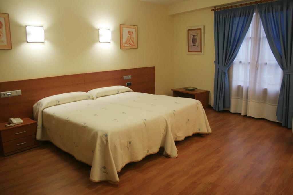 Hotel Zaravencia By Bossh Hotels Toro Δωμάτιο φωτογραφία